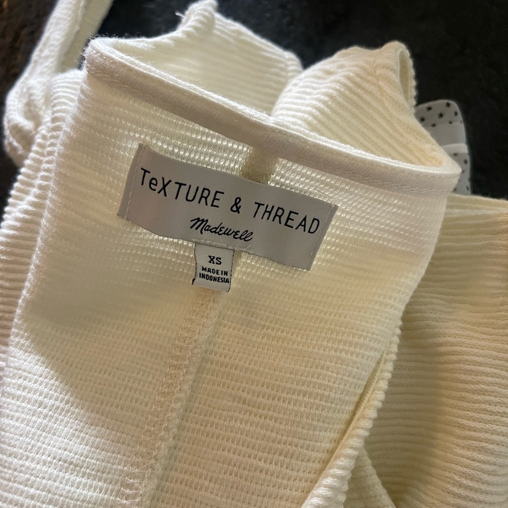 Texture & Thread Madewell Tank - Picture 3 of 3